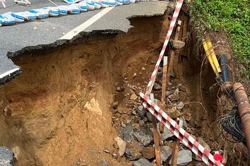Cung đường đẹp nhất Đà Nẵng vẫn hoang tàn sau mưa lịch sử 2 tuần trước