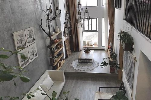 Căn hộ duplex 56m2 đẹp xuất sắc, gia chủ lùng mua đồ cũ về decor