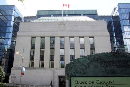 Canada tiếp tục tăng lãi suất để kiểm soát lạm phát