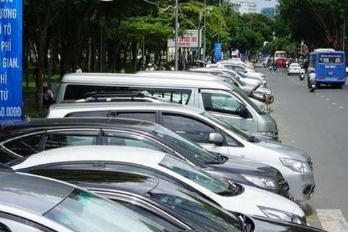 TP Hồ Chí Minh: Kiến nghị thu phí qua thẻ ETC với ô tô đỗ dưới lòng đường