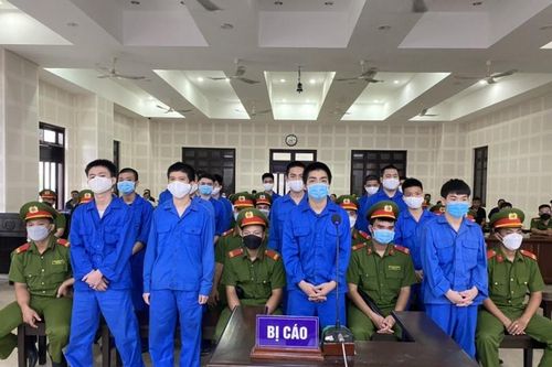 19 thanh thiếu niên lãnh án về tội giết người