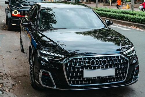 Minh 'Nhựa' trang điểm lại cho Audi A8L 2022 mới mua theo cách riêng