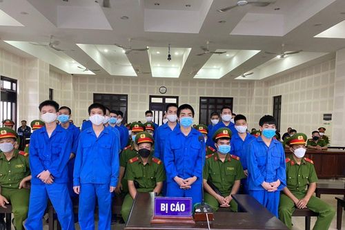 19 bị cáo lần lượt lĩnh án vì tội 'Giết người'