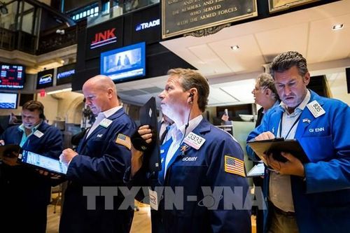 Giá trị thị trường chứng khoán Mỹ 'bốc hơi' trên 200 tỷ USD