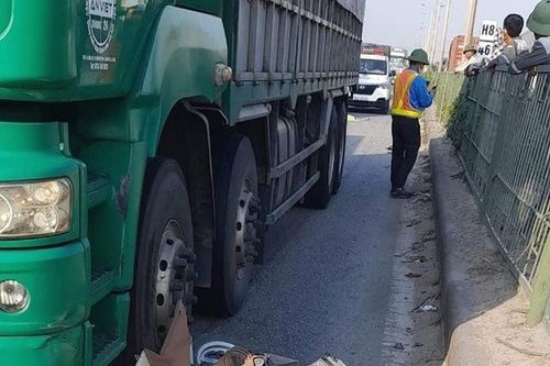 Hải Dương: Lưu thông trên QL5, nam công nhân gặp tai nạn tử vong