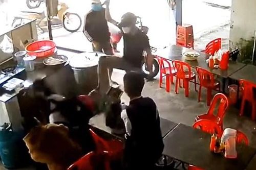 Quảng Nam: Triệu tập 7 thanh niên trong vụ đánh 2 nam sinh bị thương