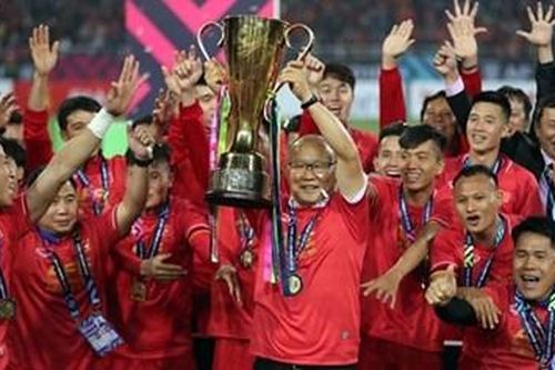 Chờ gì ở cuộc đua?