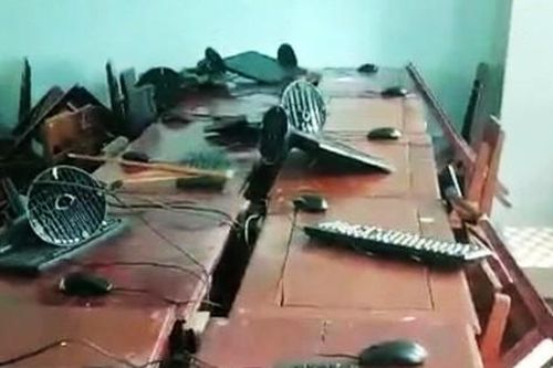 Nhóm học sinh đột nhập trường học tại Quảng Nam đập phá tài sản