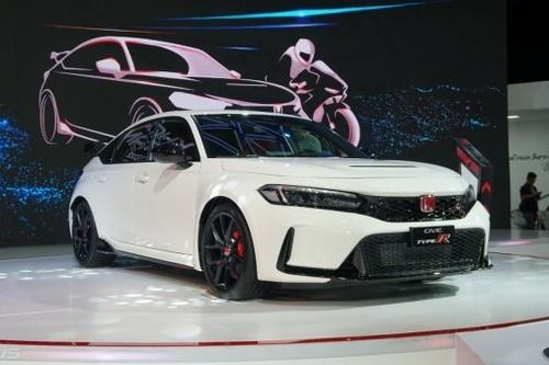 Cận cảnh xe thể thao Honda Civic Type R công suất 315 mã lực