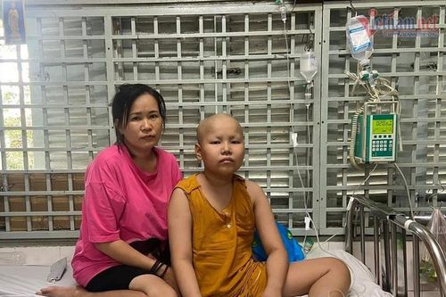 Trao hơn 60 triệu đồng đến bé Đào Đức Phúc