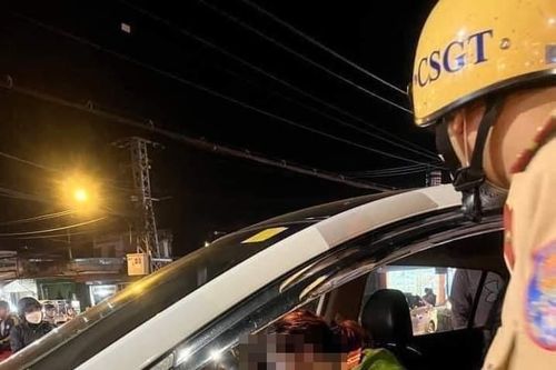 Nữ thiếu tá có biểu hiện say xỉn, lái ô tô gây tai nạn ở Gia Lai