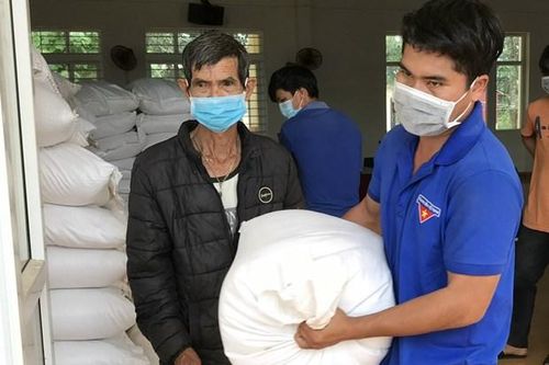 Bộ Tài chính: Đã xuất cấp hơn 36.000 tấn gạo cho các địa phương