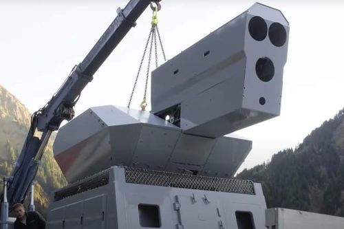 Đức thử nghiệm vũ khí laser diệt máy bay không người lái