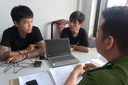 Hai 'siêu trộm' đột nhập xe ô tô lấy 5.800 USD