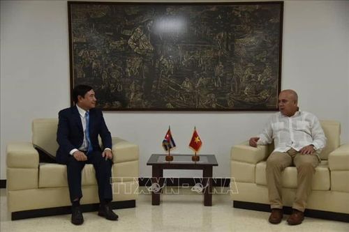 Tăng cường đoàn kết các đảng cộng sản và công nhân trên thế giới