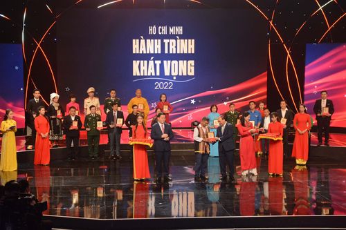 Chương trình 'Hồ Chí Minh - Hành trình khát vọng 2022'