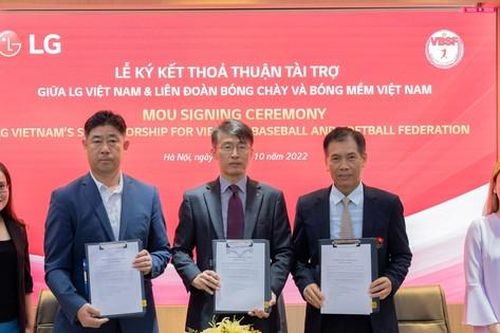 LG hợp tác cùng VBSF phát triển bộ môn bóng chày tại Việt Nam