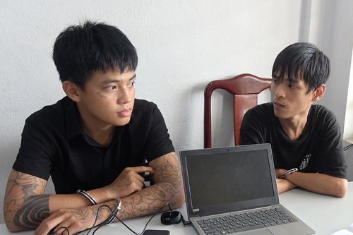 Không khóa cửa ô tô, nhiều chủ xe bị mất trộm tài sản