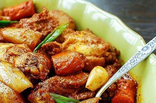 Món ngon cuối tuần: Lạ miệng với gà hầm cay kiểu Hàn Quốc