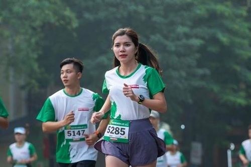 Gần 800 người tham gia Giải chạy 'Race for Green Life - Lối sống xanh cho một tương lai bền vững'