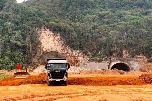 Yêu cầu nghiêm túc kiểm điểm chậm trễ tại dự án cao tốc QL45 - Nghi Sơn