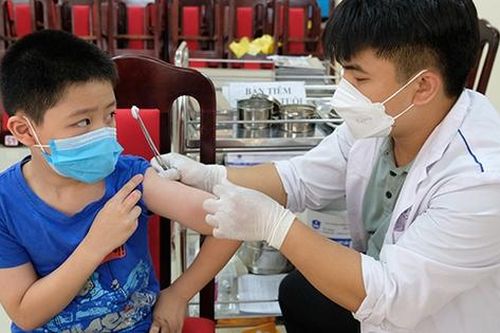 Cập nhật mới nhất các tỉnh, thành tiêm vaccine COVID-19 chậm, thấp