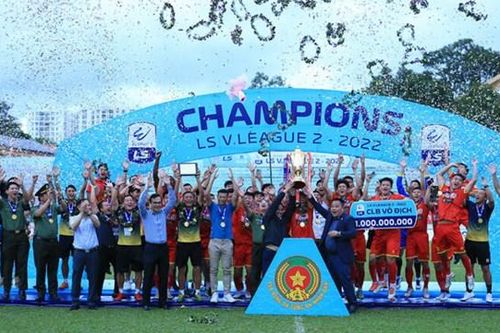 Thăng hạng và nỗi lo lực lượng