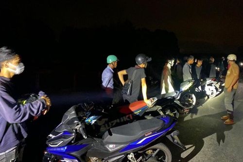 Ngăn chặn nhóm thanh niên tụ tập đua xe trái phép