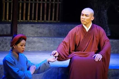 Vở cải lương lý giải huyền tích vua Lý Công Uẩn