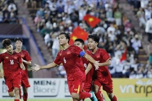 Người Việt Nam cuồng bóng đá nhất châu Á