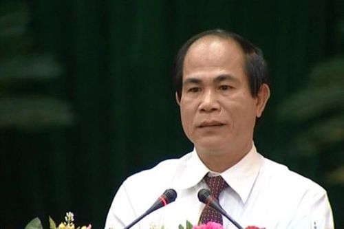 Chủ tịch tỉnh Gia Lai bị cách chức được cho nghỉ hưu trước tuổi