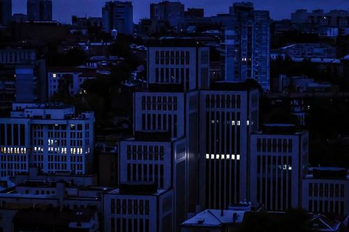 Văn phòng Tổng thống Ukraine thông báo cắt điện khẩn cấp toàn quốc