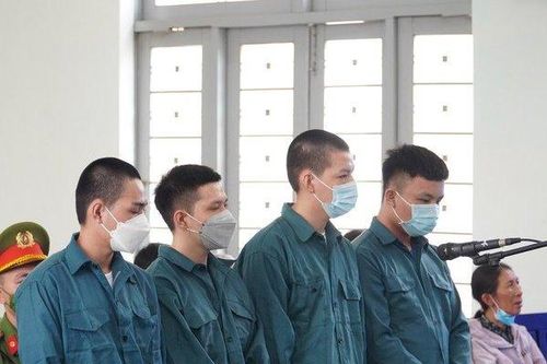 Bình Thuận: Bản án cho nhóm côn đồ dùng kiếm chém chết người để trả thù