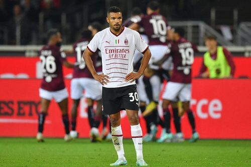 AC Milan thua bạc nhược trước Torino