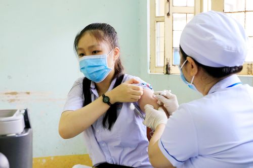 Bộ Y tế yêu cầu đẩy nhanh tốc độ tiêm vaccine Covid-19
