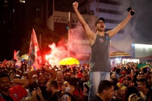 Từng ngồi tù, cựu Tổng thống Brazil trở lại ngoạn mục với chiến thắng bầu cử