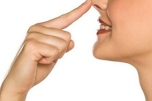 Thường xuyên ngoáy mũi cơ thể sẽ phải đối diện nguy cơ gây bệnh đáng sợ này, hãy dừng ngay hôm nay!