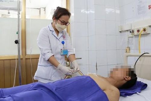 Cứu sống nam thanh niên đa chấn thương, thủng tim và phổi