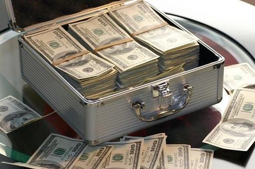Sai phạm của loạt cựu cán bộ khiến 3 ngân hàng mất 360 tỷ đồng