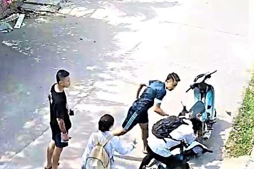 Công an vào cuộc vụ nam sinh ở Bắc Giang bị đánh ghen
