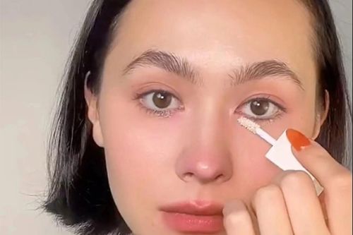 Sự độc hại của trào lưu 'trang điểm khóc' trên TikTok