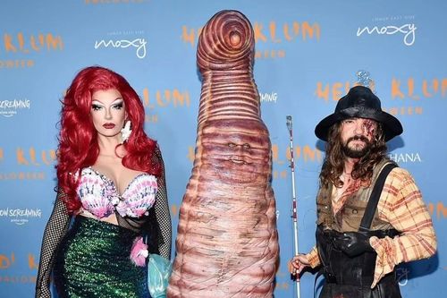 Màn hóa trang công phu của Heidi Klum cho tiệc Halloween