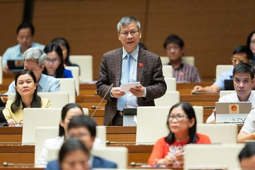 Kỳ họp thứ 4, Quốc hội khóa XV: Xác định các giải pháp lâu dài trong phát triển kinh tế - xã hội