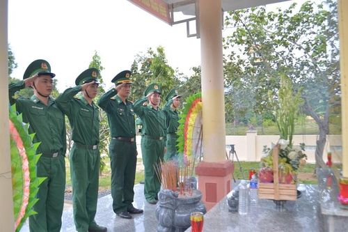 Khánh thành Nhà bia ghi danh liệt sĩ hy sinh tại khu vực Đồn Biên phòng Ea H'leo
