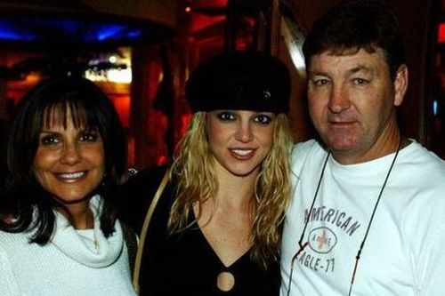 Drama không hồi kết của gia đình Britney Spears