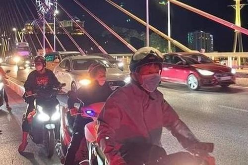 Bỏ lại ô tô trên cầu Bãi Cháy, nam thanh niên nhảy xuống biển tự tử