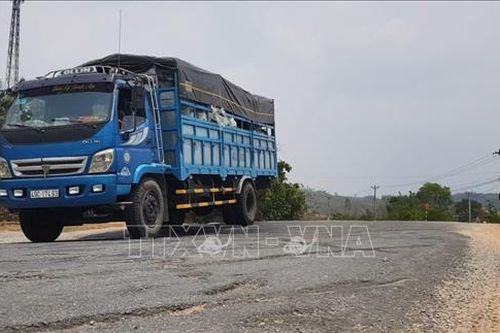 Yêu cầu nhà đầu tư BOT sớm khắc phục hư hỏng trên QL19 qua Bình Định