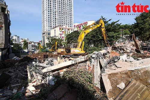Cưỡng chế giải phóng mặt bằng đường Huỳnh Thúc Kháng kéo dài