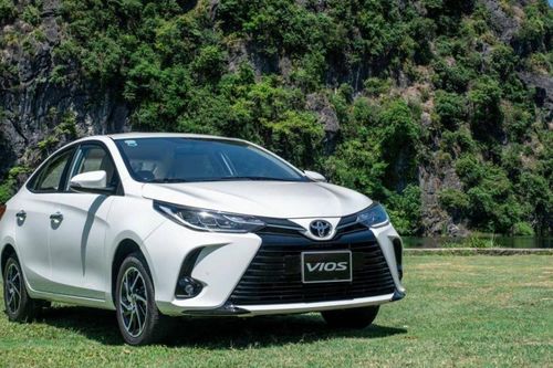 Khách hàng mua Toyota Vios được lựa chọn 2 ưu đãi