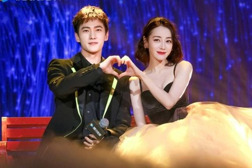 Chi tiết chứng minh Dương Dương và Địch Lệ Nhiệt Ba đúng là trời sinh một cặp